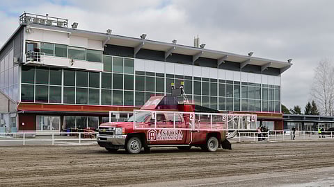 Porin ravirata ja lähtöauto
