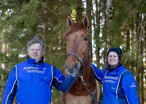 Ossi Nurmosen valmentama ja Maria Knuutisen hoitama Siirin Veeti on menestynyt läpi talven mainiosti hopeadivisioonassa.