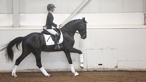 Johanna Vainio esitti Oh Boy FG:n ratsastettuna.