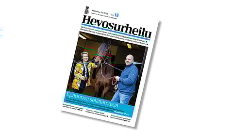 Hevosurheilun kansikuvassa Callela Ladybird sekä Anne ja Teemu Punavaara.
