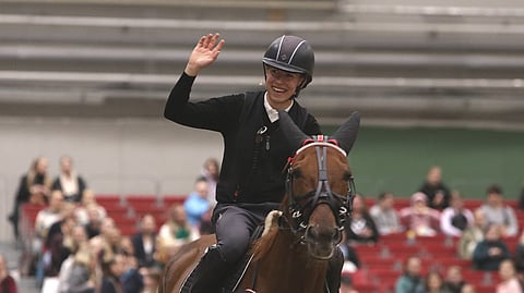 Jone Illin ja Nelly Korpikosken esitys veti yleisöä katsomoon. 