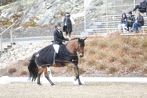 Voittajat Pörnä-Loisto ja Jenna Hiltunen. 