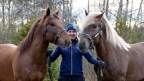 Tiina Rintalan valmentamat Tuulivälke ja Retuliini on jo nähty 
kaviourilla.