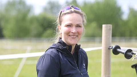 Suvi Soikkanen elää urheiluhevosista ja rakastaa sukuja. 