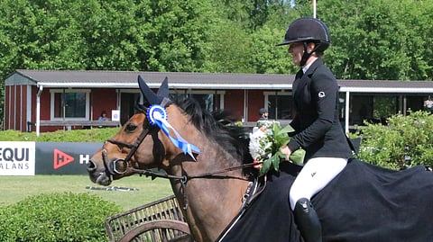 Pipsa Koski kunniakierroksella. 