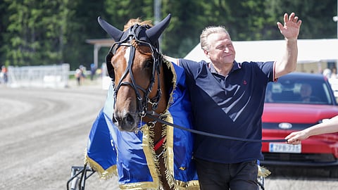Harri Sulku sai iloita Carun suurkilpailuvoitosta Varsakunkun finaalissa.