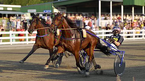 Janne Korven ajama Arctic Emerald torjui varmasti tallikaveri Arctic Estellen uhittelut.