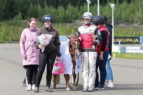 Oona Tastulan Little Dreamcatcher ravasi Ponikuninkuusraveissa Pikkuprinsessaksi.