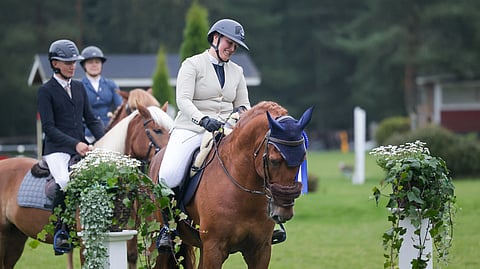 15-vuotias Päällikkö käväisi kolme vuotta kouluradoilla, kunnes ratsukko palasi jälleen esteisiin. 