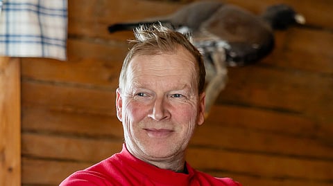 Jukka Huuskola vaikuttaa Luhangalla.