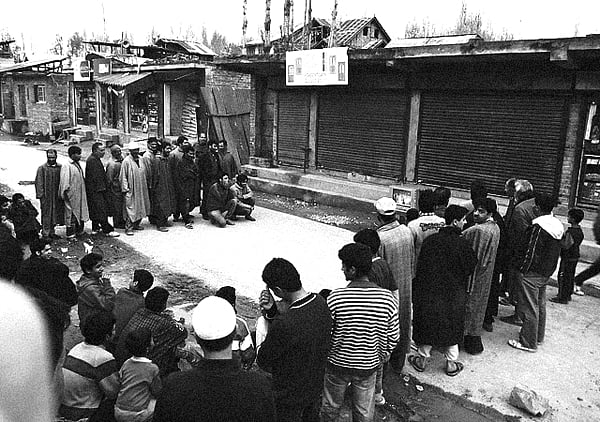 Kashmir’s media story