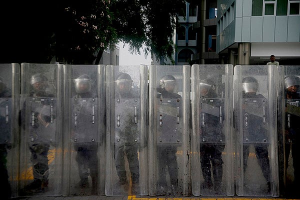 Strangulation by bureaucracy: the Maldivian case