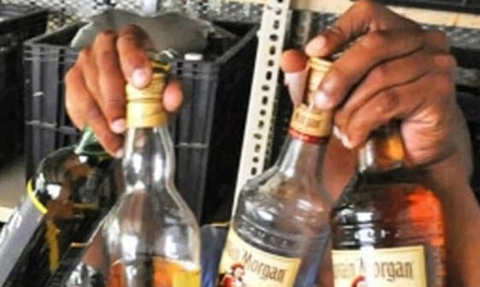 Colombo Magistrates Court  in Sri Lanka discovered bottles of arrack that was evidence in a case had been filled with plain tea, orders investigation