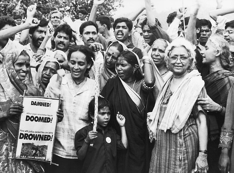 “India does not mow down its people”: Arundhati Roy in conversation with David Barsamian