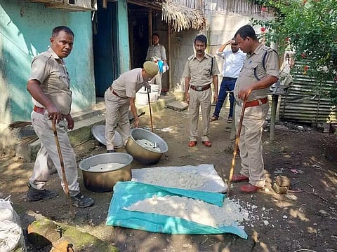 असम: मार्गेरिटा में उत्पाद शुल्क छापे मारे गए