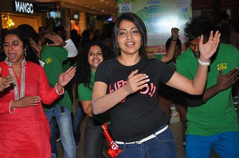 CIFF Flash Mob at Express Avenue