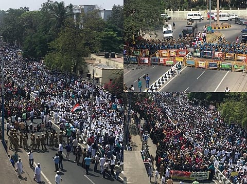 கோவையில் குடியுரிமை சட்டத்துக்கு எதிராக போராட்டம் நடத்தும் முஸ்லிம்கள்! படங்கள் ஜெ.மனோகரன்