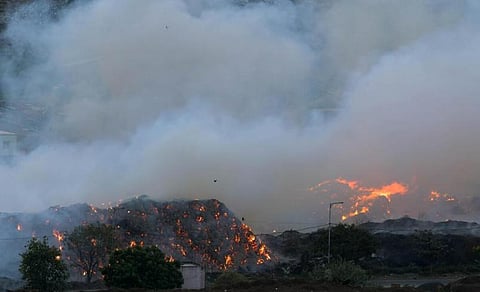 எரியும் பெருங்குடி குப்பைக் கிடங்கு... தொடரும் தீயணைப்பு பணிகள்!