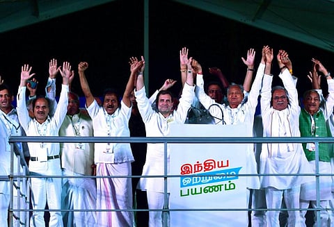 இந்திய ஒற்றுமை பயணத்தை குமரியில் தொடங்கிய ராகுல் காந்தி - புகைப்படத் தொகுப்பு