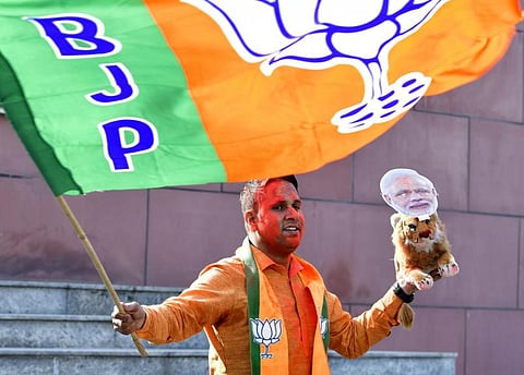 குஜராத் - வெற்றிக் கொண்டாட்டத்தில் பாஜகவினர்! - புகைப்படத் தொகுப்பு