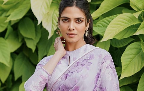 மாளவிகா மோகனன் - ஆல்பம்