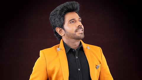 லெஜண்ட் சரவணன் @ புது லுக்