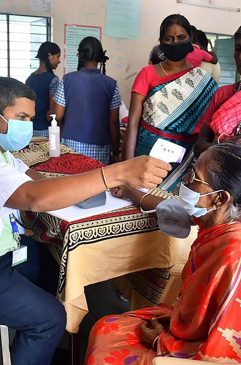 A mild fever that quickly clears infections