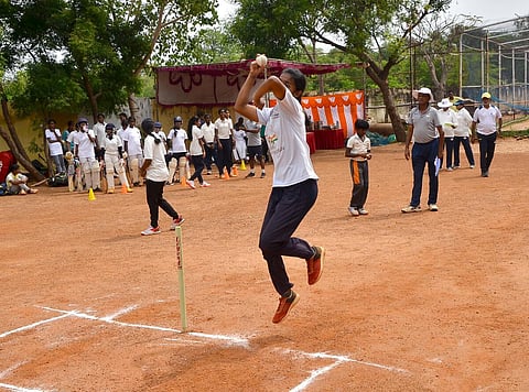 ததும்பும் மதுரை தெப்பக்குளம் முதல் டெட் தேர்ச்சி ஆசிரியர்கள் போராட்டம் வரை | நம்ம ஊரு போட்டோ ஸ்டோரி @ மே 13, 2023