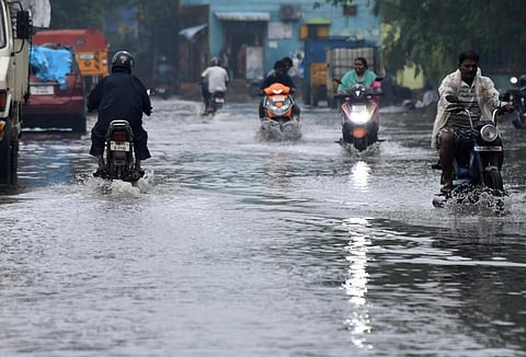 டெல்டா உள்ளிட்ட 11 மாவட்டங்களில் நாளை கனமழைக்கு வாய்ப்பு: வானிலை ஆய்வு மையம்