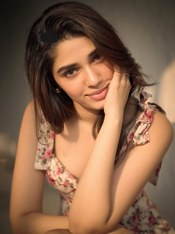 Actress Krithi Shetty Latest Click