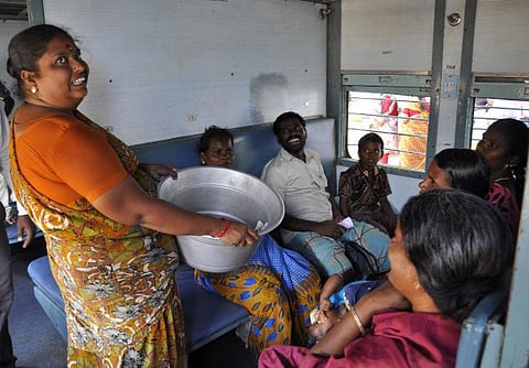 ரயிலோடு பயணம் - பிழைப்பும் பிழைப்பு நிமித்தமும்!