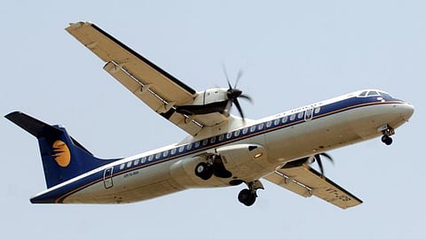 என்னமோ பறக்குது… மர்மமா இருக்குது…