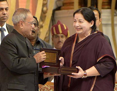 சமூகப் பிரச்னைகளை சினிமா பிரதிபலிக்க வேண்டும்: குடியரசுத் தலைவர்