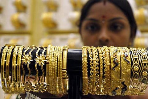 பொலிவிழக்கும் தங்க நகைக் கடன் தொழில்