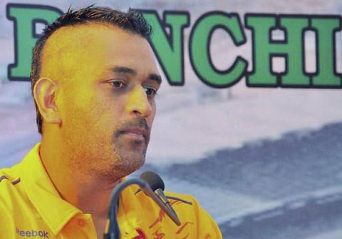 சென்னை சூப்பர் கிங்ஸ் வெற்றி - ஹசி, ரெய்னா அபாரம்