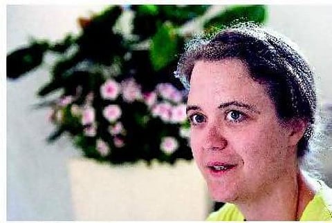 ஒரு பெருங்கப்பலும் ஓர் இளம்பெண்ணும்!