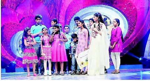 சமூக வலைத்தளங்கள் ஜனநாயகக் களமா?