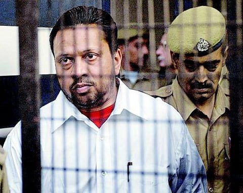 மனைவியை தந்தூரி அடுப்பில் எரித்த வழக்கு: மரண தண்டனை ரத்து