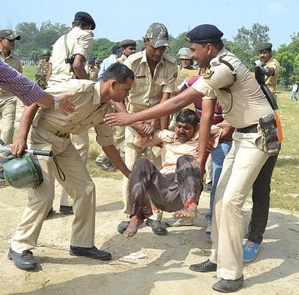 பாட்னா குண்டுவெடிப்பு: பிரணாப், மன்மோகன், சோனியா கண்டனம்