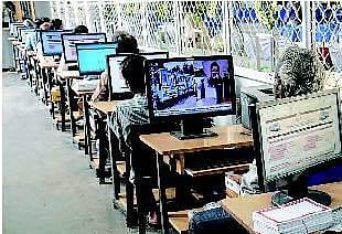 தீபாவளிக்கு 8,350 சிறப்பு பேருந்துகள்: கோயம்பேட்டில் 15 சிறப்பு முன்பதிவு மையங்கள்