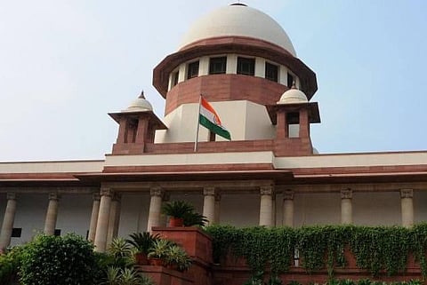 அரசியல்வாதிகளின் வாய்மொழி உத்தரவுக்கு ஐஏஎஸ் அதிகாரிகள் பணியக்கூடாது: உச்ச நீதிமன்றம்