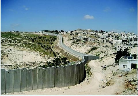 யுத்த காண்டம் ரொம்பப் பக்கம்