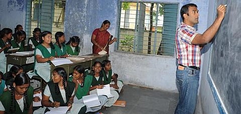 அகரம் இப்போ சிகரம் ஆச்சு: அசத்தும் பெரம்பலூர் ஆட்சியர்