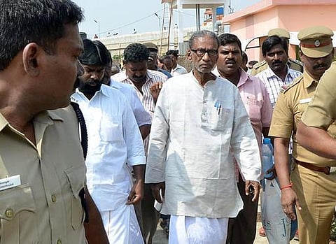 முள்ளிவாய்க்கால் நினைவு முற்றச் சுவர் இடிப்பு; நெடுமாறன் கைது