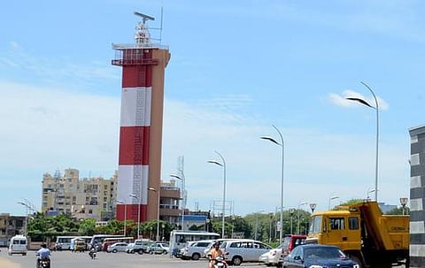 19 ஆண்டுகளுக்குப் பிறகு, சென்னை கலங்கரை விளக்கம் நாளை திறப்பு