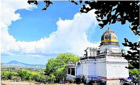 பேயோடு விளையாடி