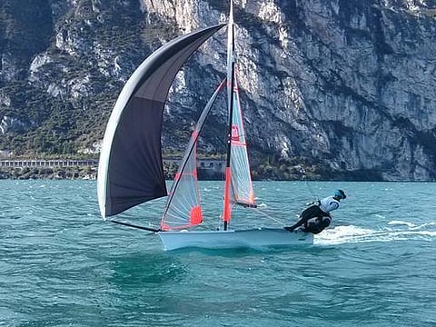 சாகச சகோதரிகள்