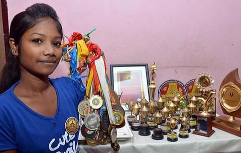 தடை ஒன்றும் இல்லை