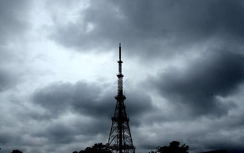 புதிய காற்றழுத்த தாழ்வு நிலை: தமிழகத்தில் மழை எச்சரிக்கை