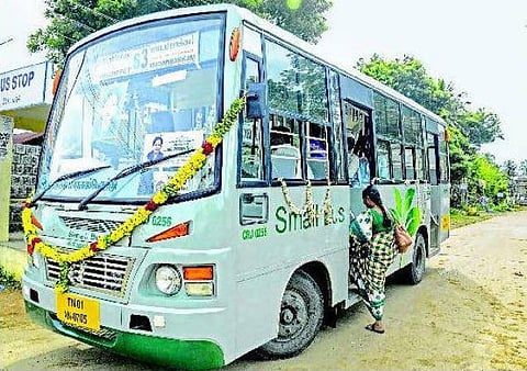 தமிழகத்தின் மற்ற மாவட்டங்களிலும் சிறிய பேருந்துகளை இயக்க அரசு திட்டம்